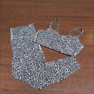 Leopard Print Active Set - Sports Bra & Leggings